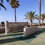 Playa Y Piscina * カンブリルス