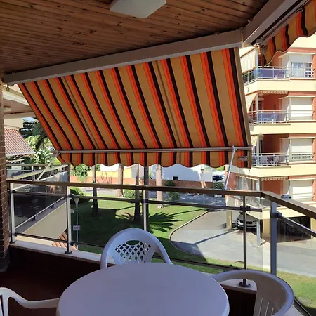 Playa Y Piscina アパート *