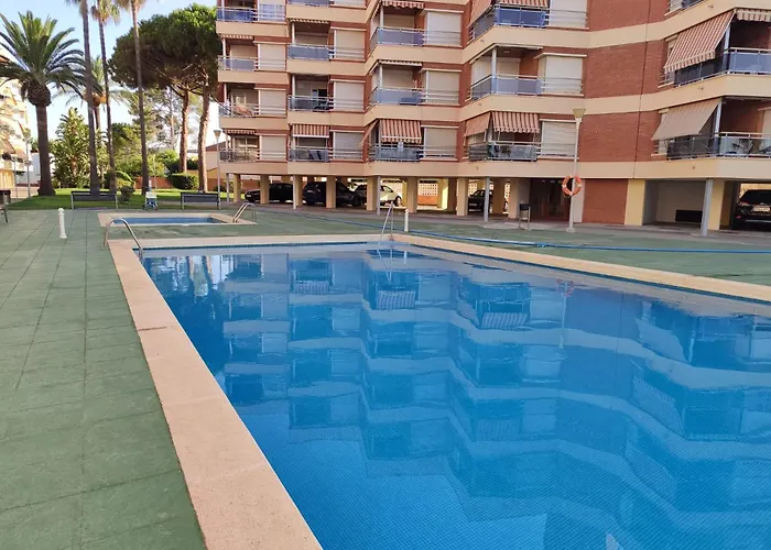 Playa Y Piscina * Cambrils