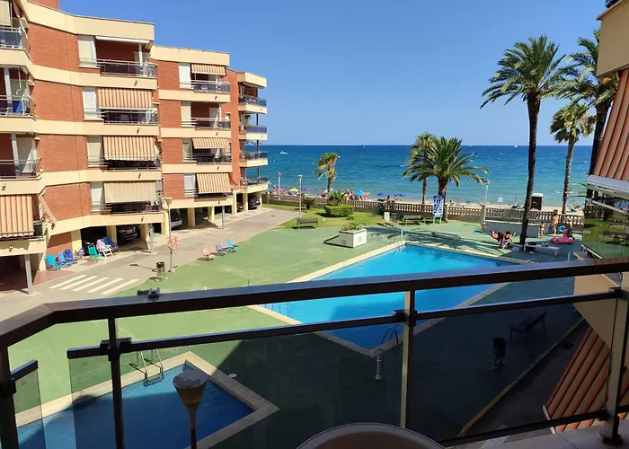 Playa Y Piscina Apartamento Cambrils